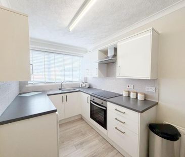2 bedroom flat to rent - Photo 6
