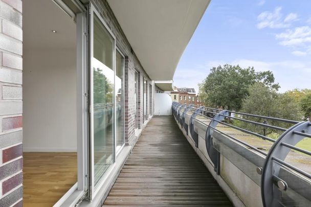 3 bedroom flat to rent - Photo 1