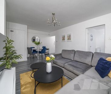 3 bedroom apartment to rent - Photo 2