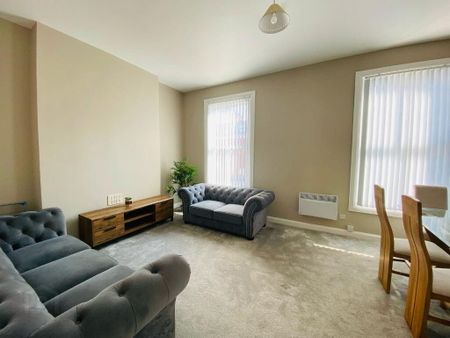 University Street, Room 7, All Bills Included, Belfast, BT7 1FZ - Photo 3