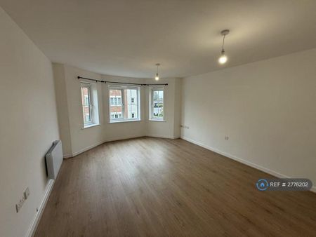 2 bedroom maisonette to rent - Photo 2