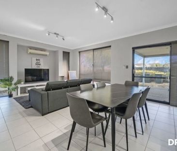 Modern Comfort, Elevated Living & Everyday Convenience! - Photo 5