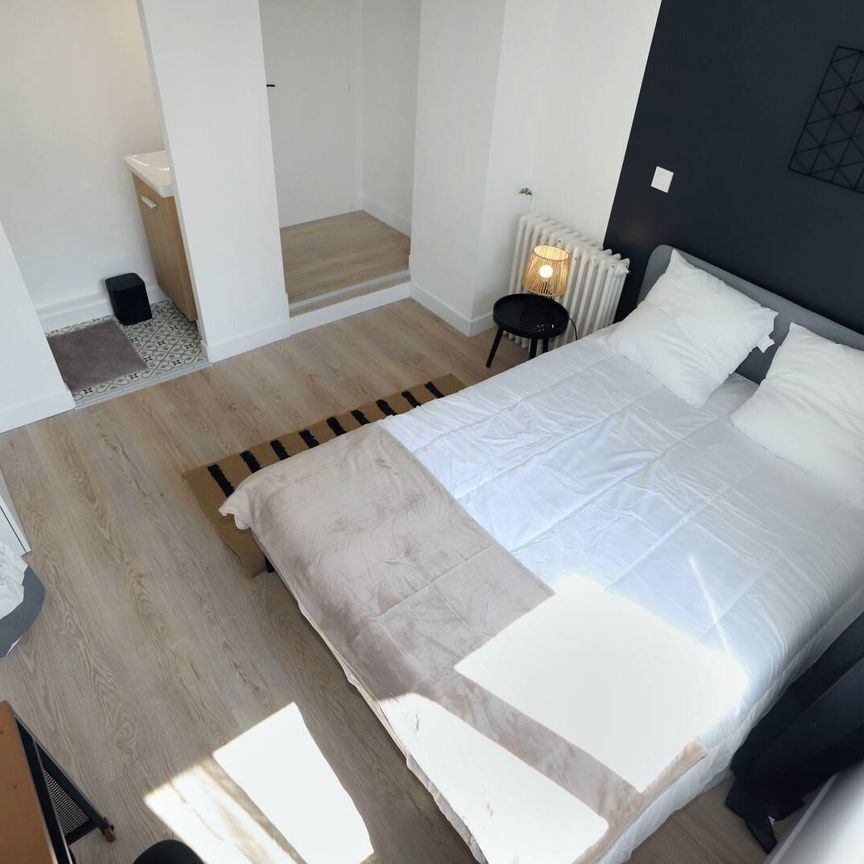 SALORGES - Photo 1