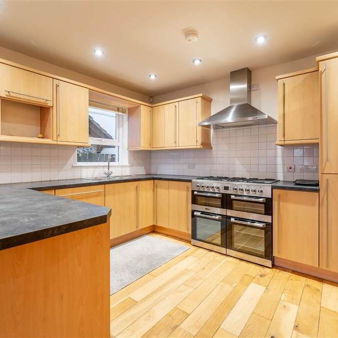1 Admirals Chase, 42-44 Ballyholme Road, Bangor, BT20 5JS - Photo 1