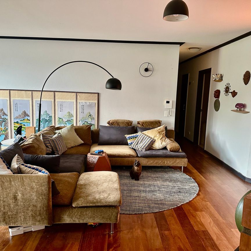 Crows Nest - Photo 1