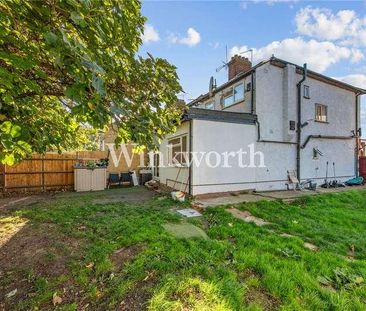 Orpington Gardens, London, N18 - Photo 3