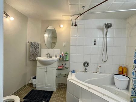 For Lease - 31 Compton Drive Unit# Bsmt, Toronto, Ontario - Photo 5