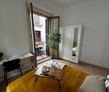 Calle de Jesús, Madrid, Community of Madrid 28014 - Photo 5