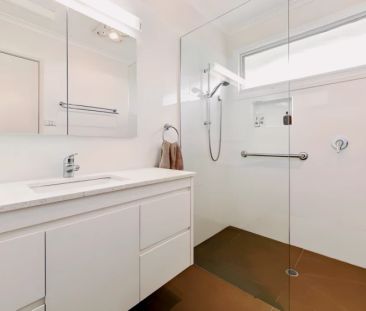 3/5 Florence Road, Surrey Hills, Melbourne - Photo 3