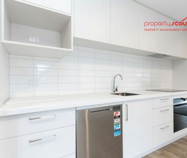 Modern, Low-Maintenance Living in Waltham - Photo 6