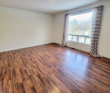 For Lease - 34 McConkey Place Unit# Upper, Barrie, Ontario - Photo 4