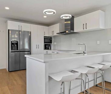 3 Bedroom + Study Home with Deck & Garage - Photo 5