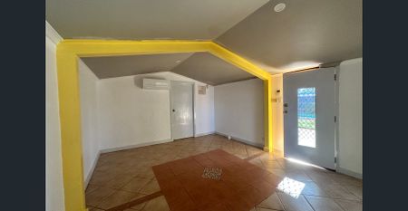 226 Knox Street - Photo 3