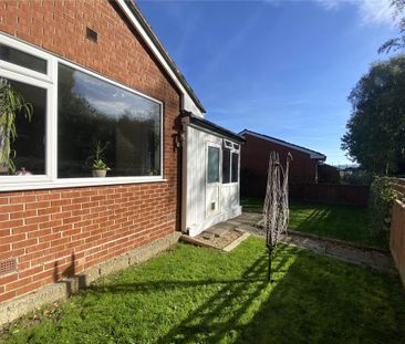 3 bedroom bungalow to rent - Photo 2