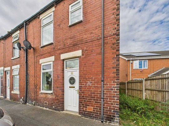 2 bedroom terraced house to rent - Photo 1