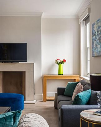 3 bed house to rent in Warwick Gardens, London, W14 - Photo 1