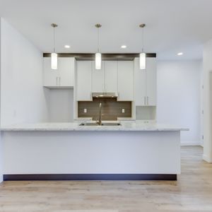 Très Grand 4 ½ à Louer – Juillet - Photo 3