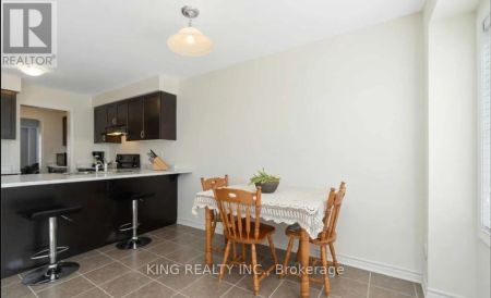 96 METRO CRESCENT - Photo 5