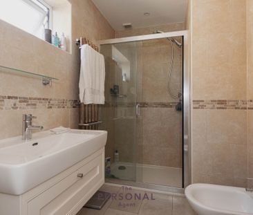 Beechfield, Banstead - Photo 5