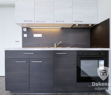 Pronájem bytu 1+kk 30 m² - Fotografie 4