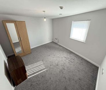 Leeds Street, Liverpool, L3 - Photo 1