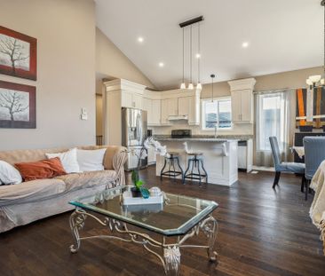 For Lease - 71 Locheed Drive, Hamilton, Ontario - Photo 6