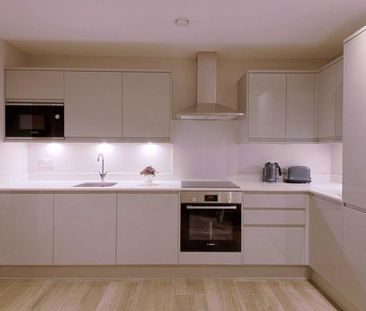 Petersfield Avenue, Slough, Berkshire,SL2 - Photo 2