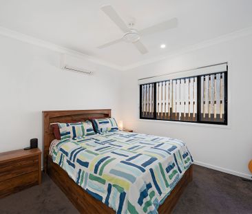 Spacious Family Home in Sought-After Greenbank - Photo 6