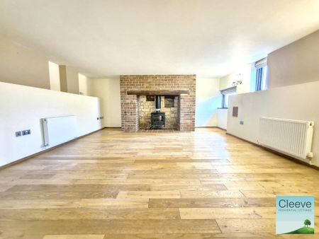3 bed barn conversion to rent in Southam Lane, Southam, GL52 - Photo 2