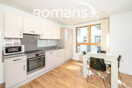 Hewitt, 40 Alfred Street, Reading, RG1 - Photo 3