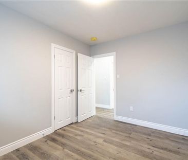 For Lease - 196 Upper Paradise Street Unit# 1, Hamilton, Ontario - Photo 5