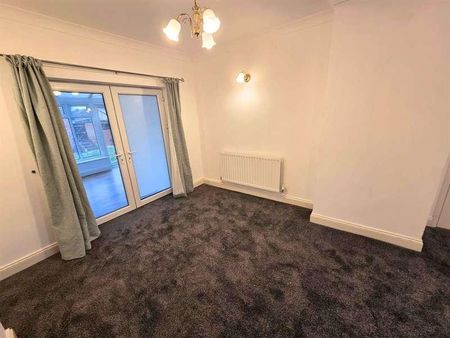 Malvern Drive, Middlesbrough, TS5 - Photo 5