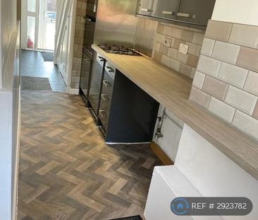 3 bedroom terraced house to rent - Photo 4
