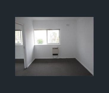 An Absolutely Delightful One-Bedroom Apartment - Photo 5