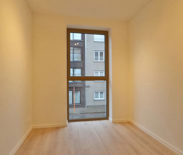 2 slpk BEN-appartement aan het station van Beveren! - Photo 4