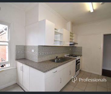 Stylish 2-Bedroom Unit in McKinnon – Perfectly Located! - Photo 1