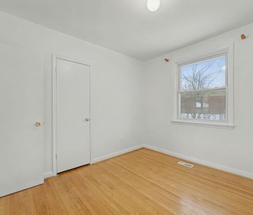 For Lease - 18 Gower Court, Halton Hills, Ontario - Photo 1