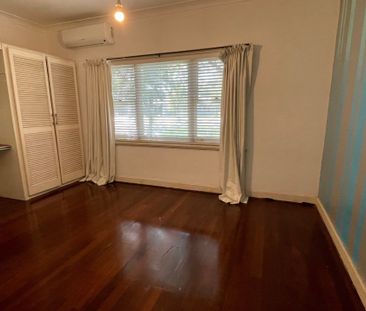 25 Tain Street, Applecross, WA 6153 - Photo 6