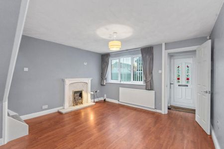 2 bedroom semi-detached house to rent - Photo 2