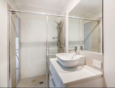 STYLISH 2 BEDROOM DUPLEX in the heart of Dakabin - Photo 2