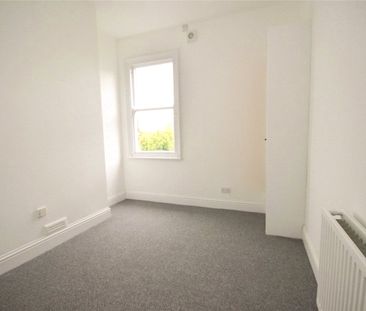 2, 6 Sherwood Avenue, Sale, Manchester, M33 2AJ - Photo 2