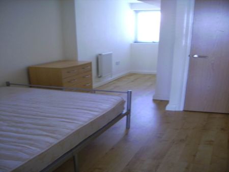 Moy Road, Roath, Cardiff - Photo 3