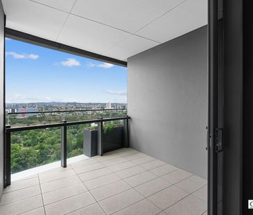 ONE BEDROOM ON 25TH FLOOR - Photo 6