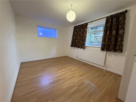 2 bedroom apartment to rent Belsize Road, Worthing, West Sussex, BN11 - Photo 2