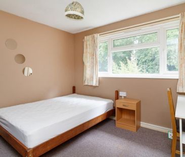 3 bedroom semi-detached house to rent - Photo 6