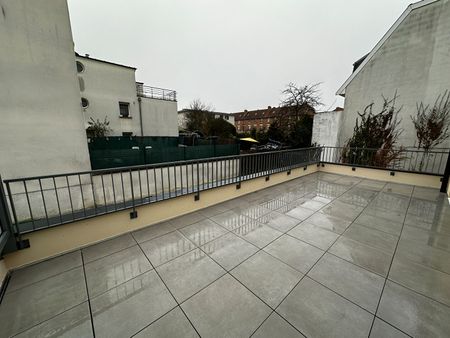 Location Appartement 3 pièces 67m² - Photo 3