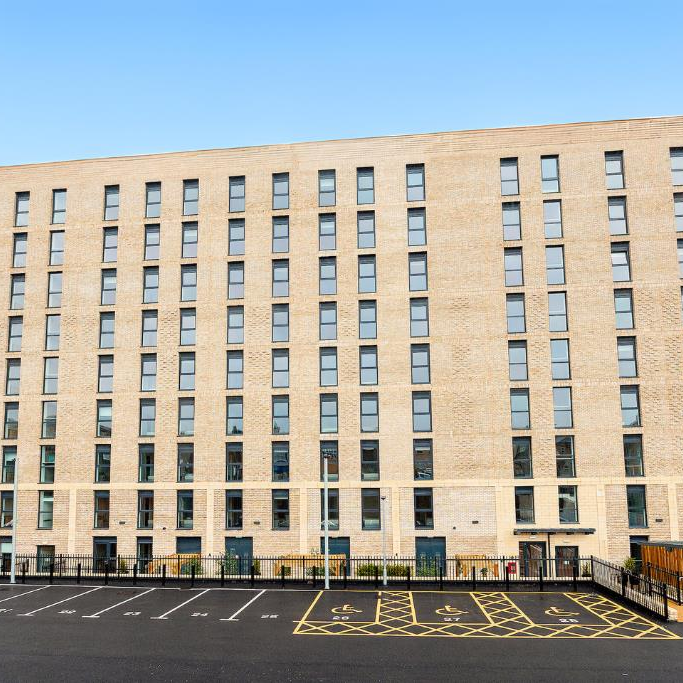 Cow Green, Halifax - Photo 1