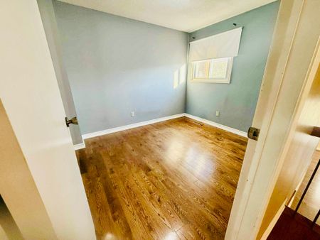 For Lease - 85 Simmons Boulevard, Brampton, Ontario - Photo 4