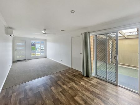 28 Ashwood Gardens, Mitchell Park - Photo 2