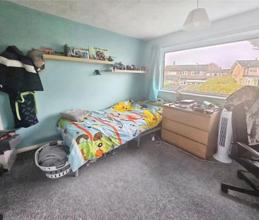 3 bedroom semi-detached house to rent - Photo 6